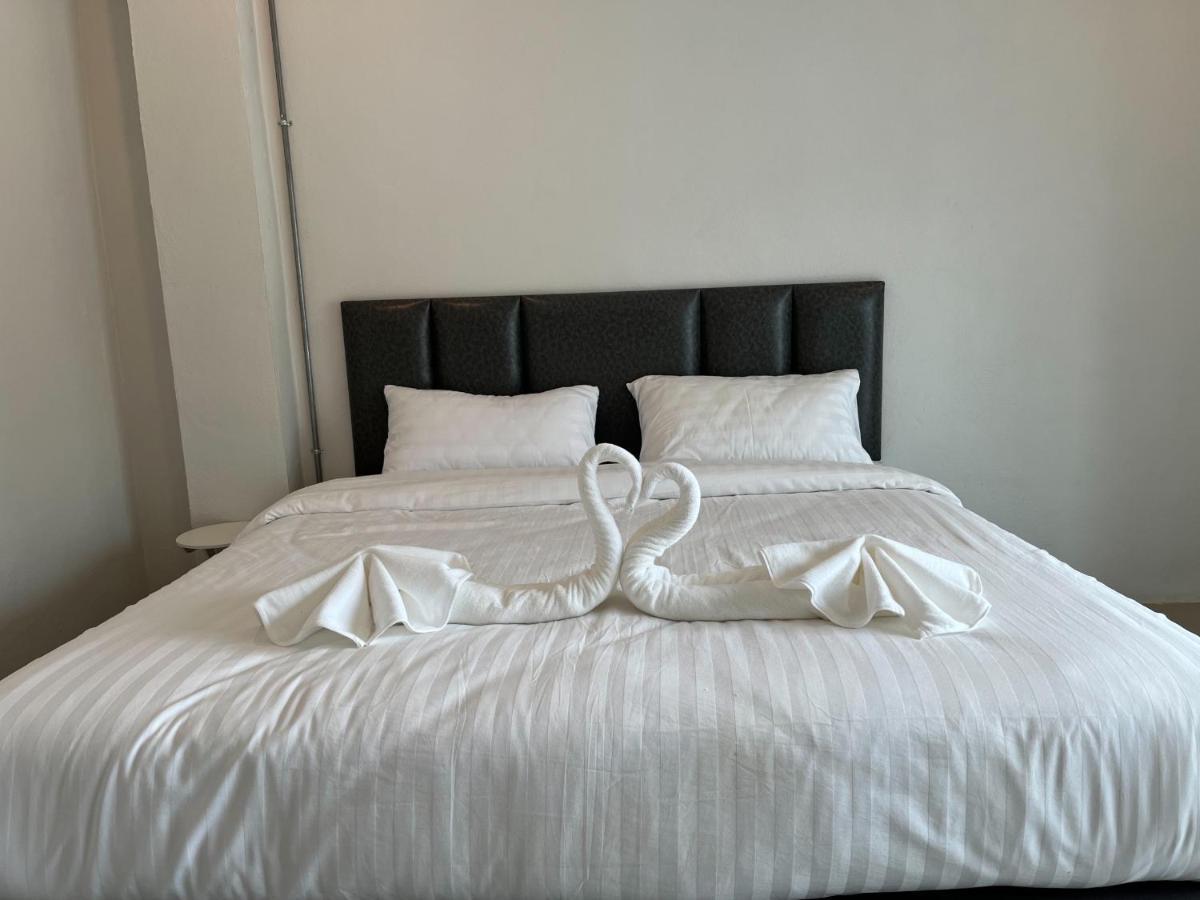 Life Hotel Rong Khun Ban Mai  Экстерьер фото