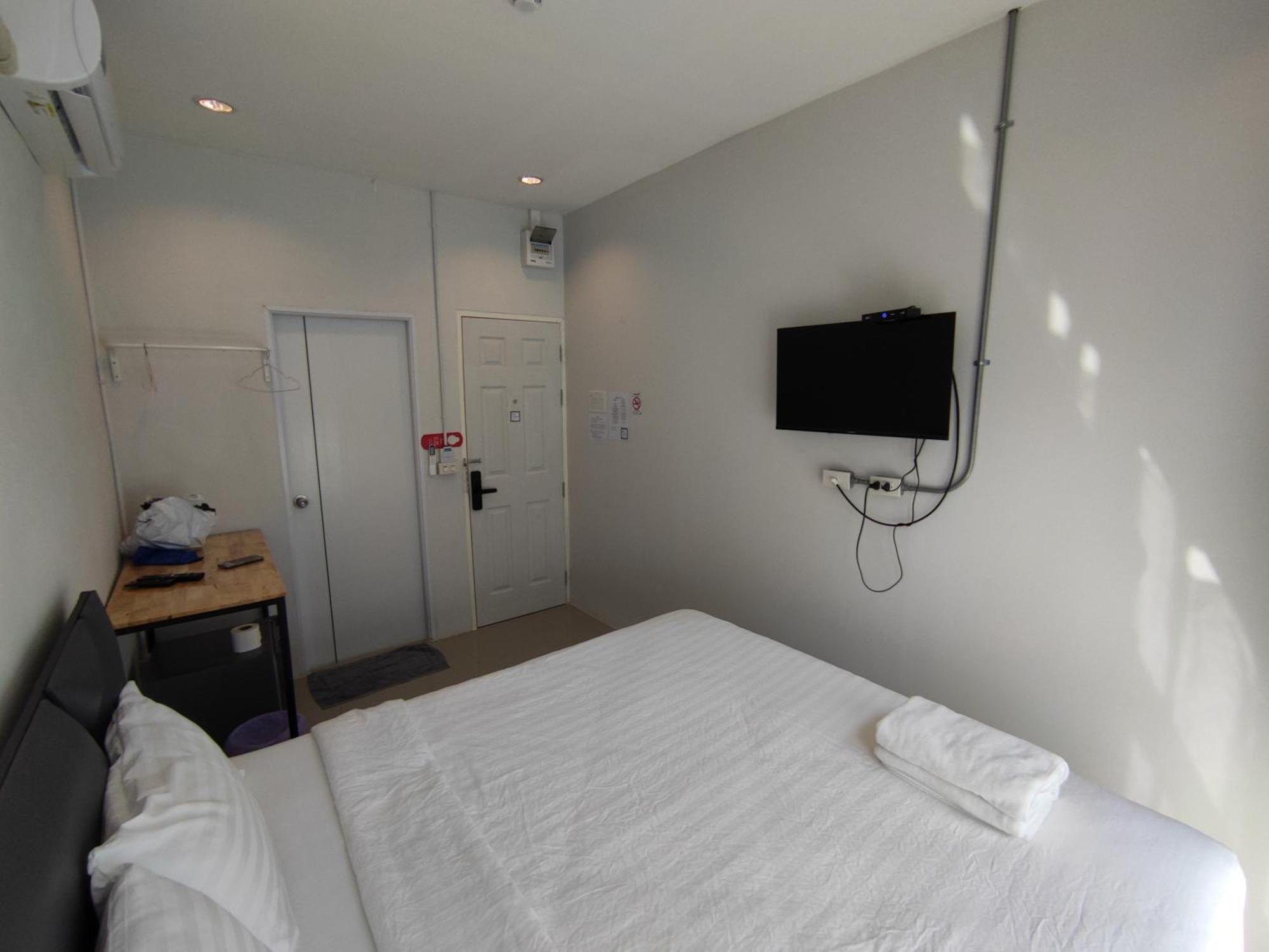 Life Hotel Rong Khun Ban Mai  Экстерьер фото